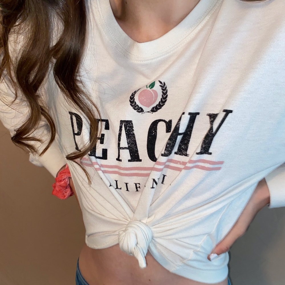 White peachy long sleeve top